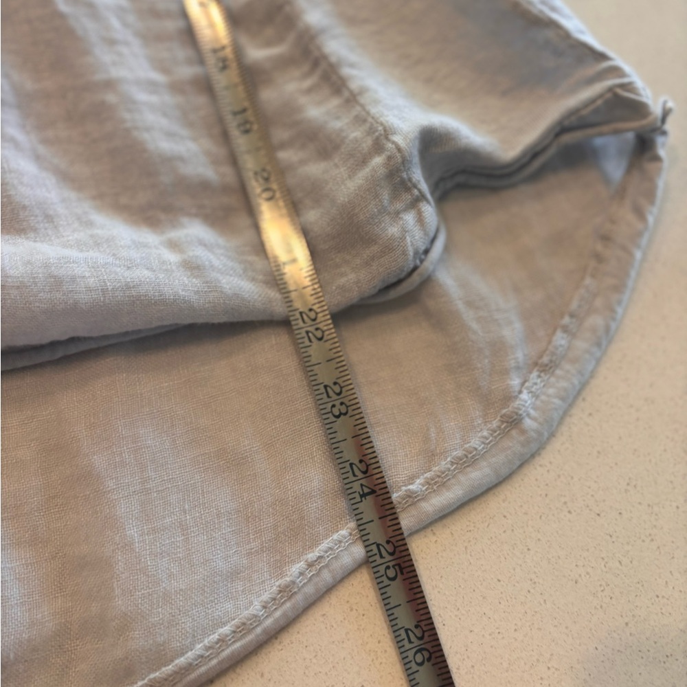 Am Basic Collection Light Gray Short Sleeve Top - image 6